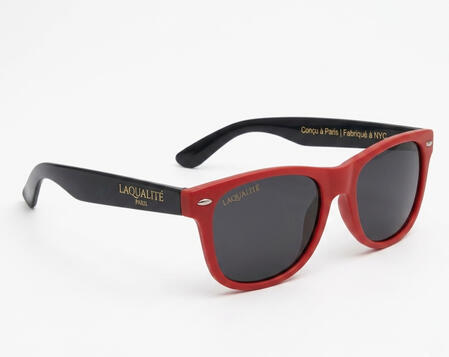 Laqualite Essentials Sunglasses Red And Black Experience the fusion of Parisian luxury and NYC energy. These minimalist frames embody our "Quality Speaks for Itself" ethos, offering a sleek, versatile silhouette for the global creative. Designed for high-production lifestyles